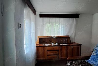 Casă cu 6 camere în Oșești - 2