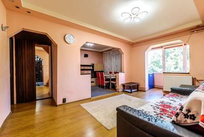 Apartament cu 3 camere cu centrala proprie in zona UTA Comision 0 - 2