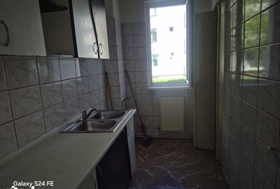 Apartament cu 3 camere în Dumbrava - 11