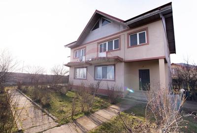 Casă cu 7 camere cu Teren 466 Mp în Singureni - 31