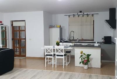 Duplex cu 4 camere cu Canalizare în Vladimirescu - 3