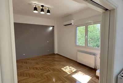 Spațiu comercial, de 70 mp, în Băneasa