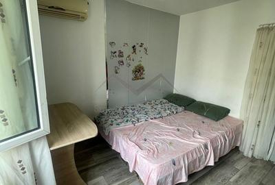 Garsonieră în Nicolina