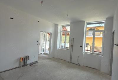 Casă cu 3 camere cu Teren 290 Mp în Central - 4
