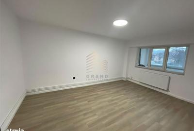 Spațiu comercial, de 60 mp, în Decebal - 8