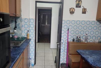 Apartament cu 3 camere decomandat în Inel II - 3