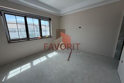 Duplex cu 7 camere cu Canalizare în Bucovina - 5