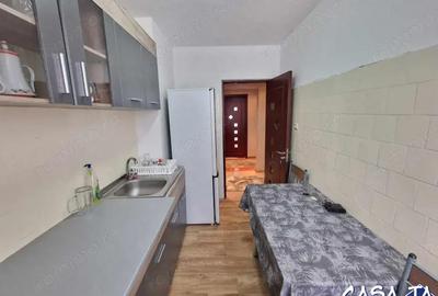 Apartament cu 4 camere în Central - 13