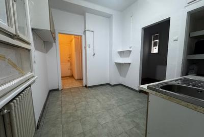 Apartament cu 3 camere semidecomandat în Magheru - 3