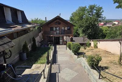 Casă cu 4 camere în Romanești - 3