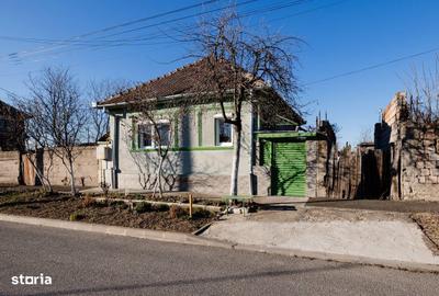 Casă cu 3 camere în Bujac