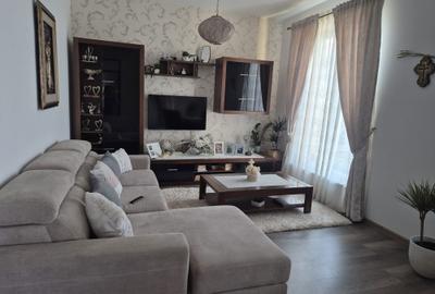 Casă cu 3 camere în Central - 1