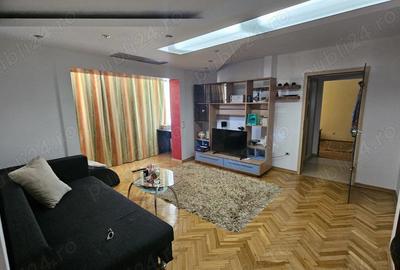 Inchiriez apt 3 camere semidecomandat Complex Studentesc Olimpia - 3