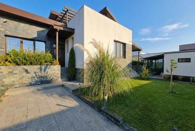 Casă individuală cu 8 camere cu Canalizare în Balotești - 3