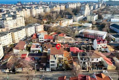 Casă individuală cu 8 camere în Trocadero