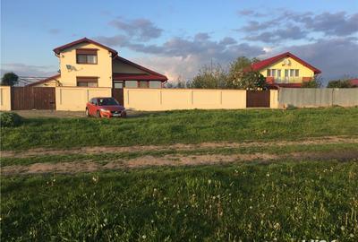 Teren de 2850 mp, în Central