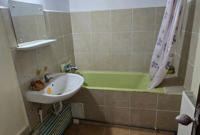Apartament cu 2 camere decomandat în Rahova - 17