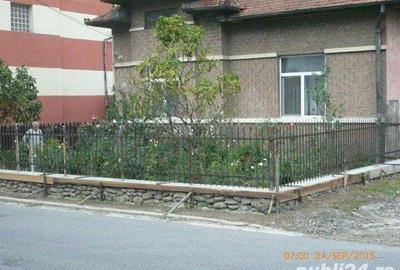 Casă cu 4 camere în Central - 2
