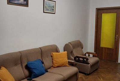 Apartament cu 3 camere decomandat în Central - 5