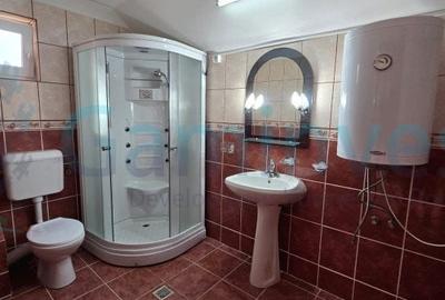 Casă individuală cu 11 camere cu Teren 781 Mp în Pietroasa - 4