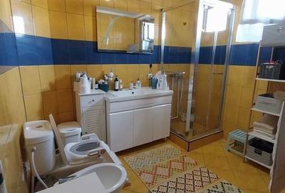 Casă cu 4 camere cu Teren 400 Mp în Gării - 2