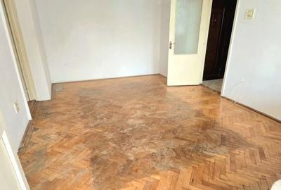 Apartament cu 4 camere în Central - 12