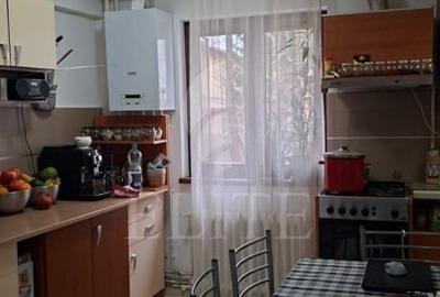 Apartament cu 3 camere semidecomandat în Gheorgheni - 2