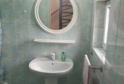 Apartament cu 3 camere semidecomandat în Central - 6
