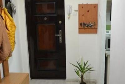 Apartament cu 3 camere decomandat, mobilat în Gheorgheni
