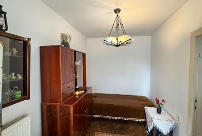 Casă cu 4 camere cu Teren 948 Mp în Brestei - 3