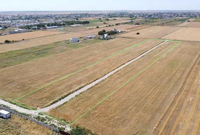 Teren Intravilan In Rate Com Berceni | utilitati: curent - gaz | #EG34 - 1