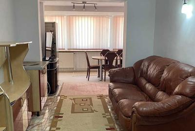 Apartament cu 2 camere decomandat, mobilat în Central - 1