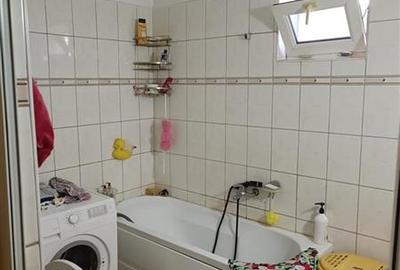 Casă individuală cu 9 camere cu Canalizare în Colentina - 8