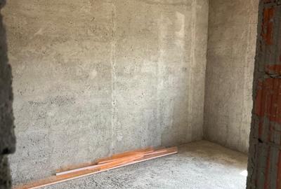 Casă cu 4 camere cu Teren 400 Mp în Agigea - 9