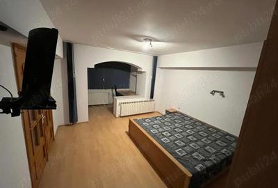 Apartament cu 3 camere decomandat în Terezian - 2