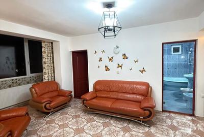 Apartament cu 3 camere decomandat în Decebal - 3