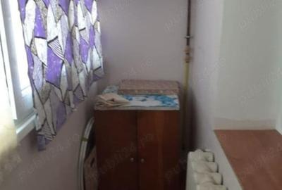 NAVODARI | ZONA PENNY |  2 BAI | COMPARTIMENTAT IN 2 GARSONIERE | COMISION 0 - 5