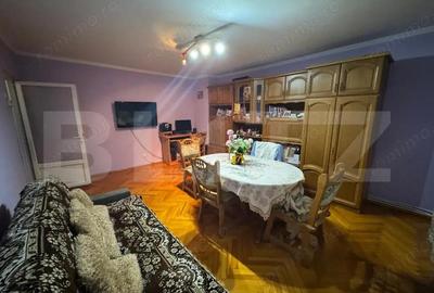 Apartament de vanzare, 78 mp, zona Carpati 2 - 1