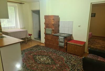 Casă cu 3 camere în Central - 2