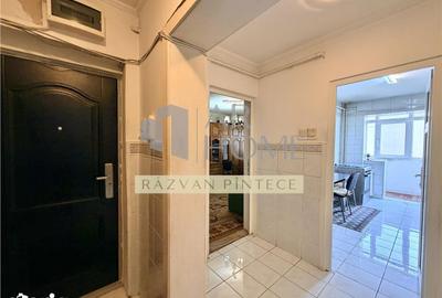 Apartament cu 3 camere decomandat în Republicii - 9