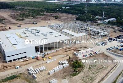 Spațiu comercial, de 2,000 mp, în Central