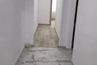 Apartament cu 2 camere decomandat în Cornișa - 5