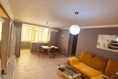 Apartament cu 3 camere decomandat în Dumbrăvița - 1