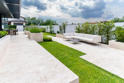 Superb Mediterranean-style villa, private complex - 8 homes, private park 8.000m