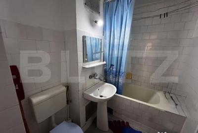 Apartament cu 3 camere decomandat în George Enescu