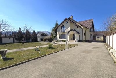 Casă individuală cu 5 camere cu Canalizare în Exterior Est - 18