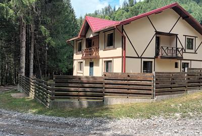 Vanzare cabană Valea Doftanei, izolata, libera, fosta in circuit, ingrijita