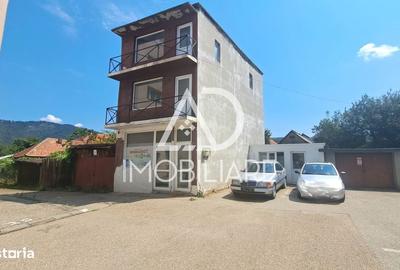 Spațiu comercial, de 42 mp, în Central - 3