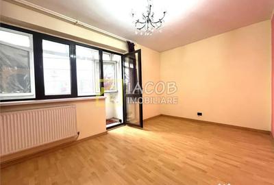 Apartament cu 3 camere decomandat, mobilat în Narcisa - 4