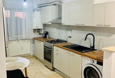 Apartament cu 3 camere decomandat în Între Lacuri - 8